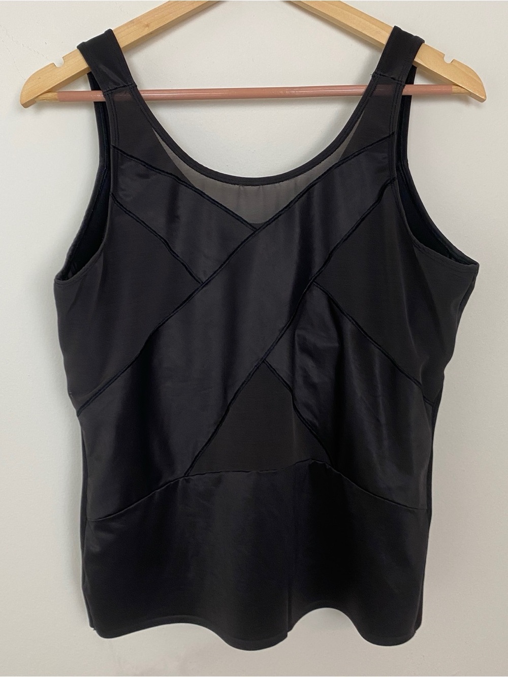 Miraclesuit Black Swim Top Sz XL - Picture 3 of 7